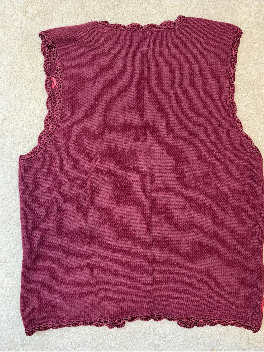 Vintage Erika knit embroidered vest - Picture 5 of 6